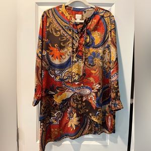 Chico’s multicolor 100% polyester blouse Chico’s size 2 petite. (12 petite)